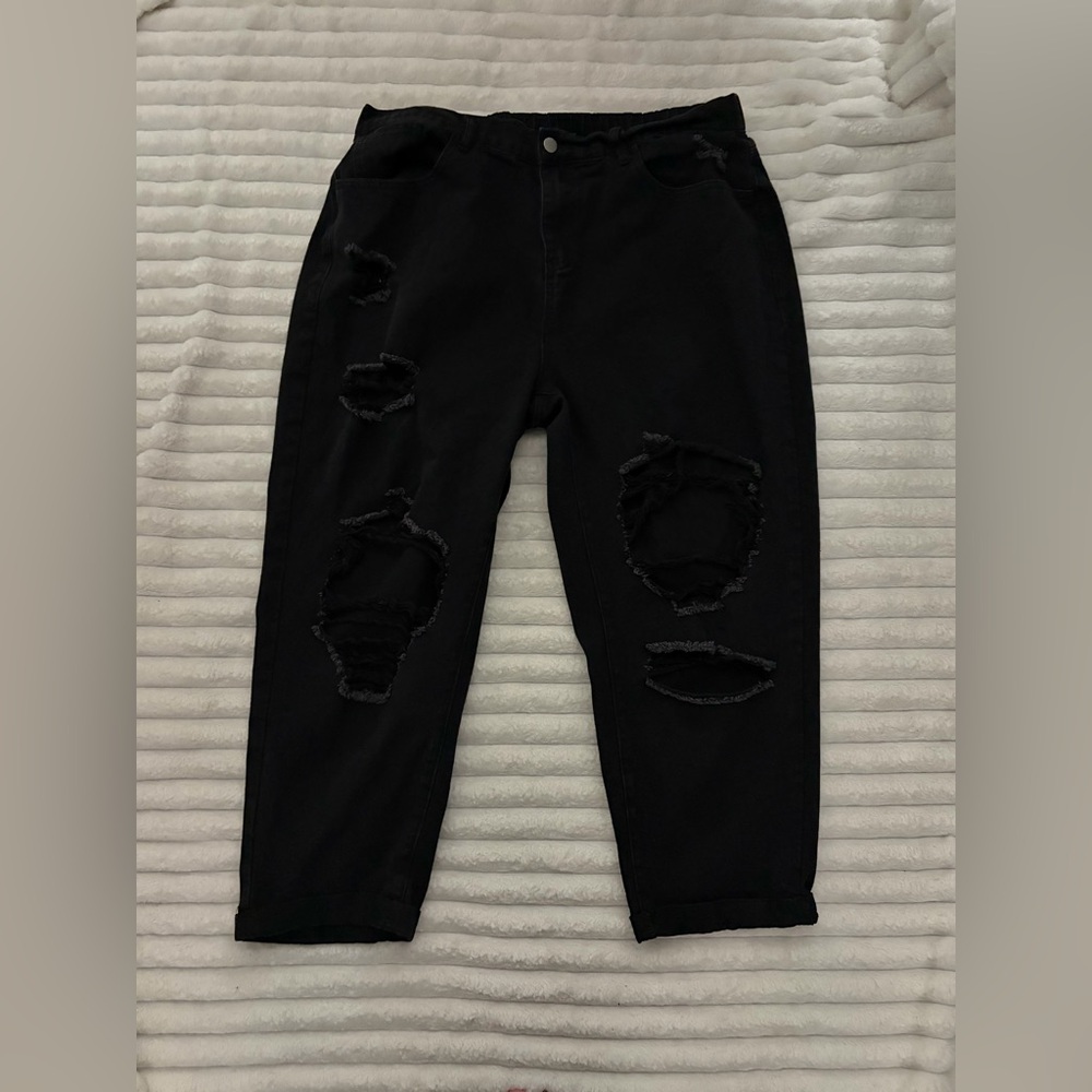 SHEIN Black Distressed Women Jeans